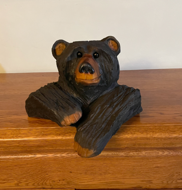 chainsaw carved bear
