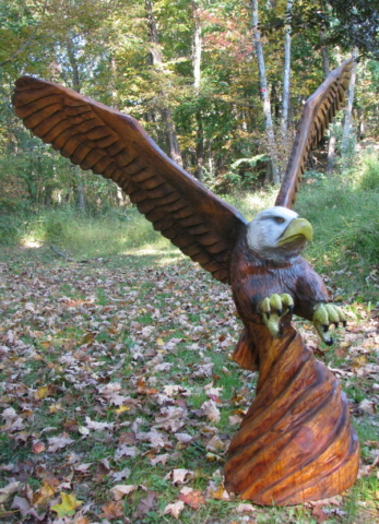 chainsaw carved eagle sculpture